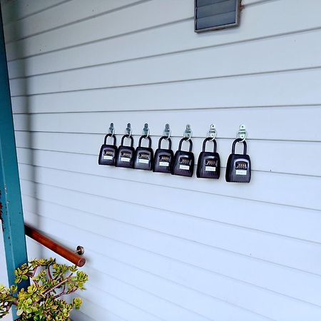 Milford Central Budget Friendly Rooms オークランド エクステリア 写真